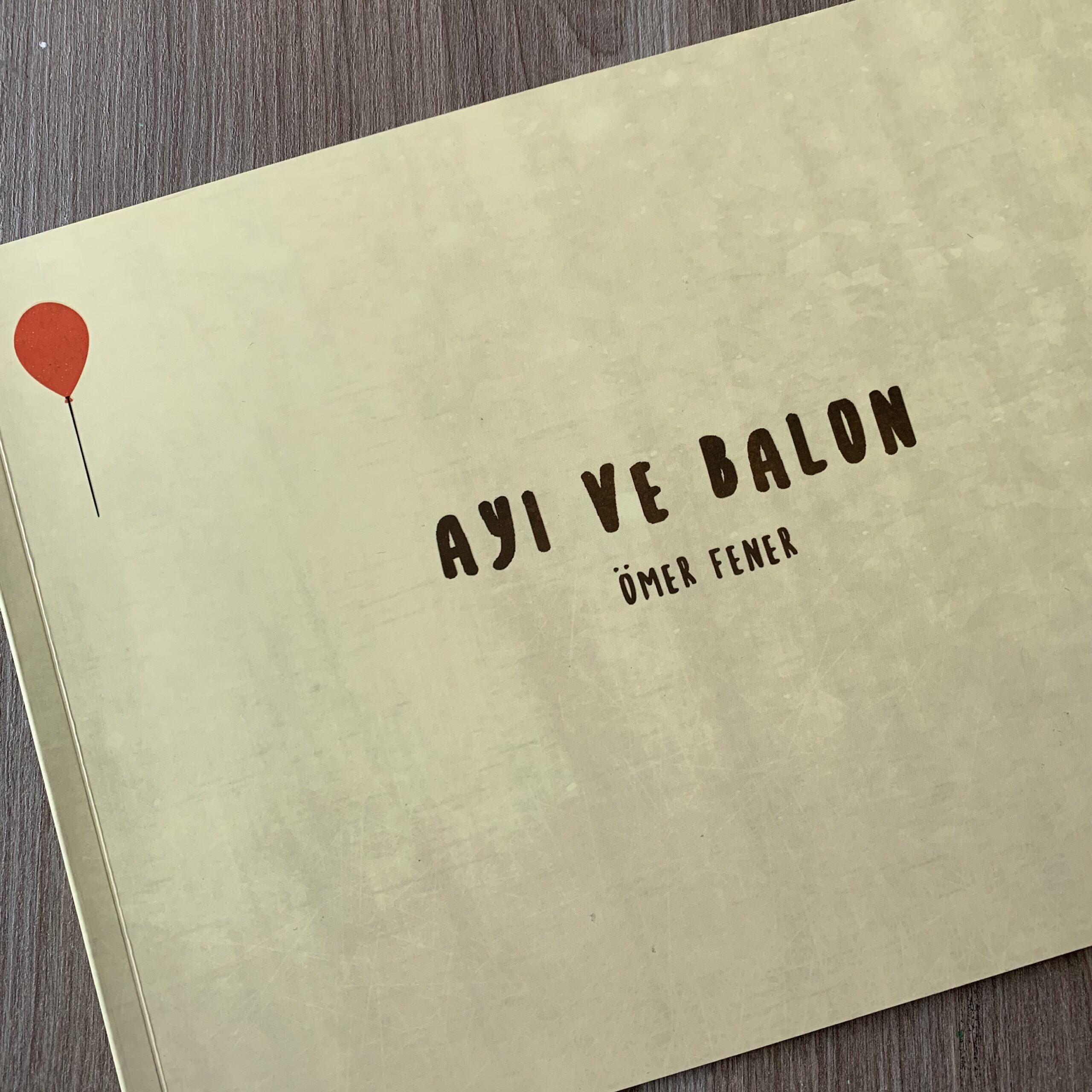 ayı ve balon